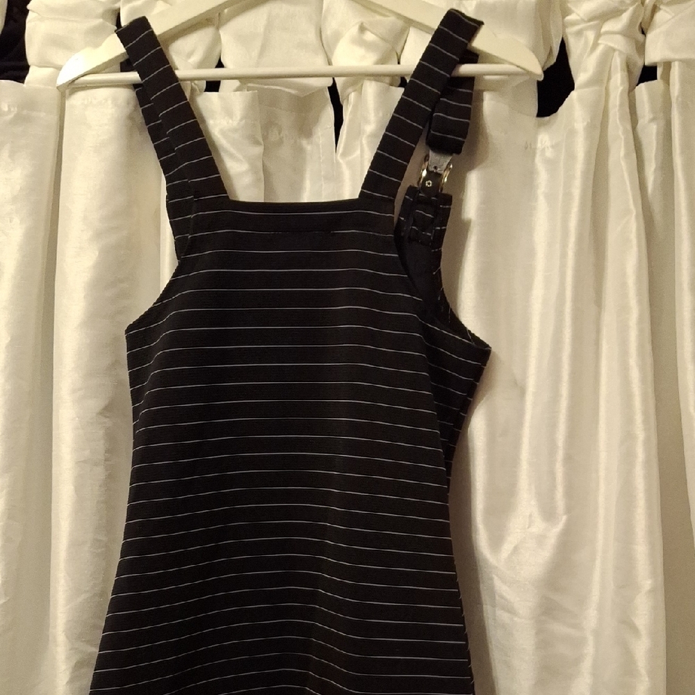 Elegant Black Striped Women's Dress Small - Picture 7 of 8